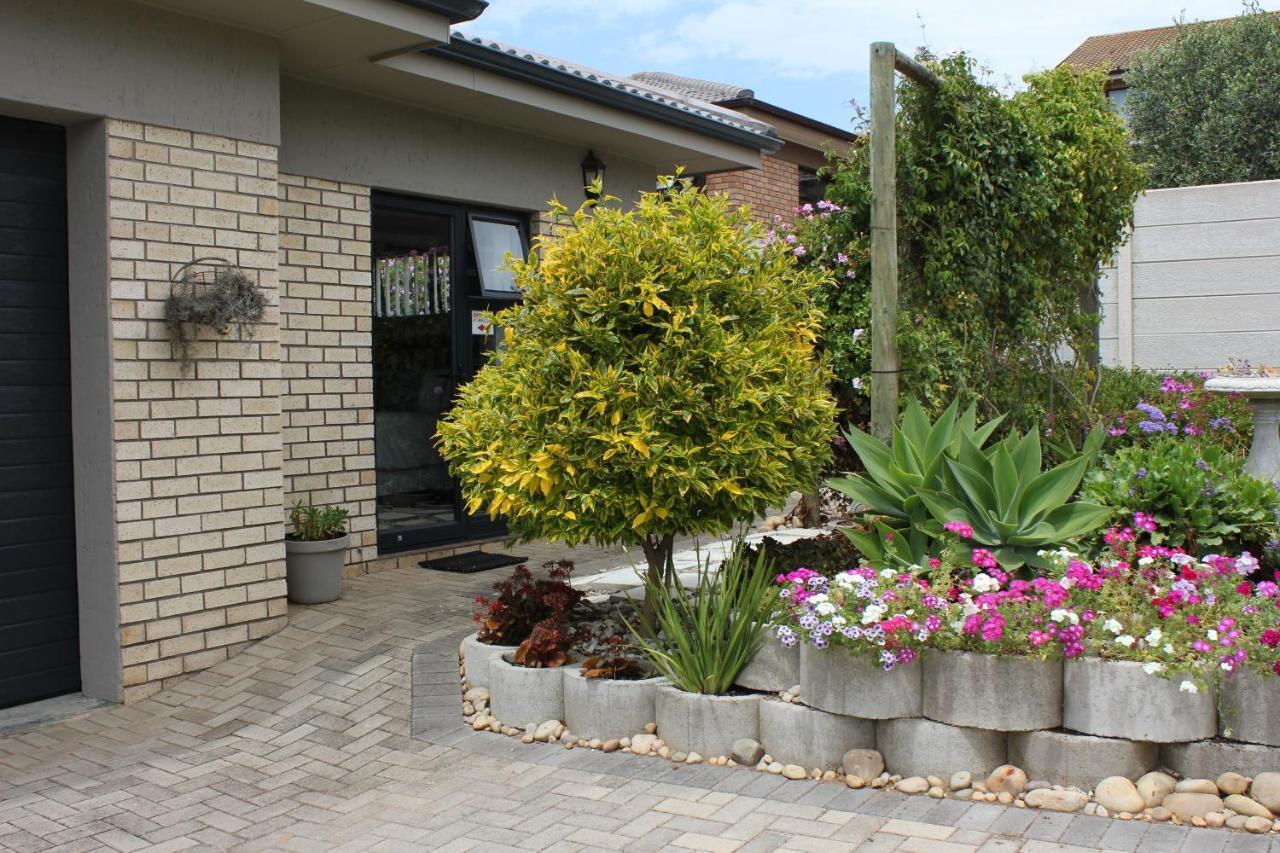 Traveller'S Rest, Reebok Bed & Breakfast Mossel Bay Ngoại thất bức ảnh