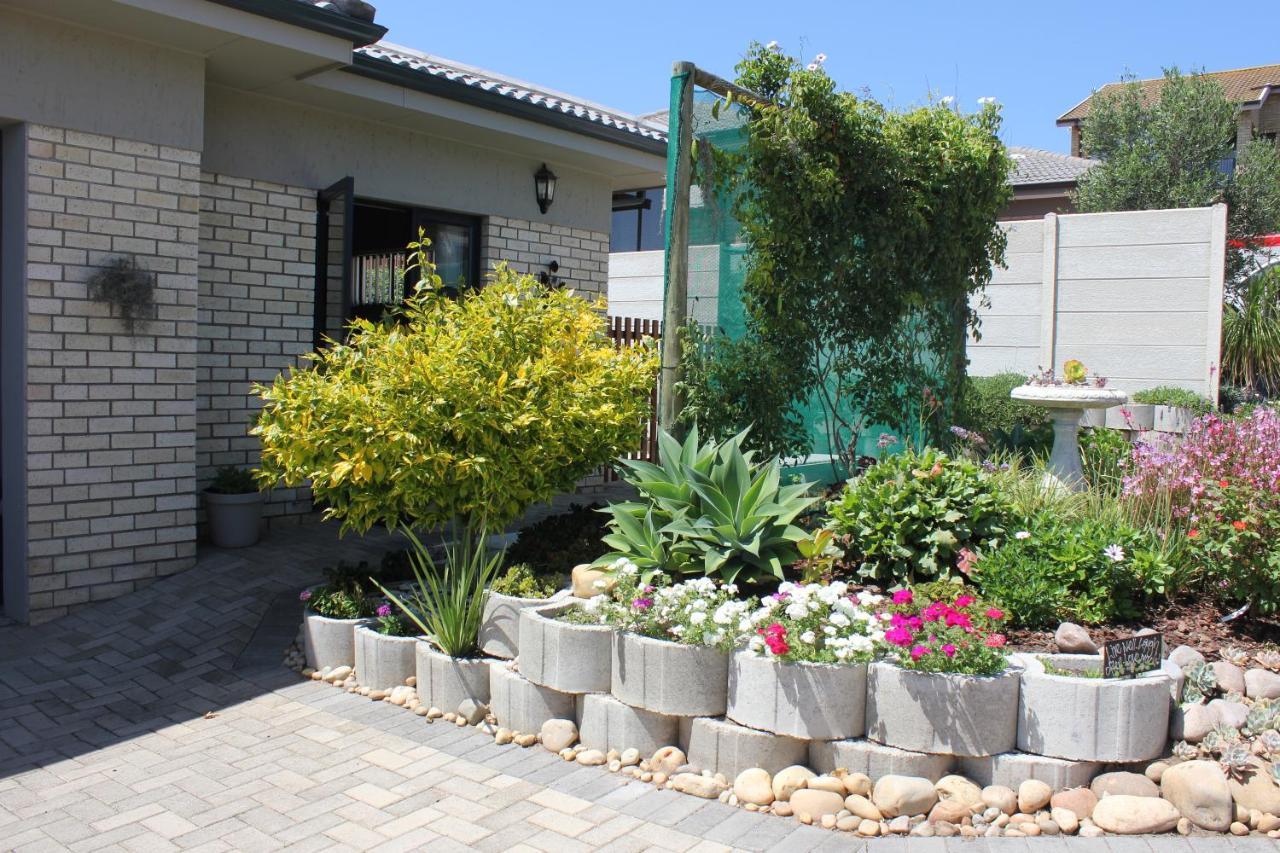 Traveller'S Rest, Reebok Bed & Breakfast Mossel Bay Ngoại thất bức ảnh