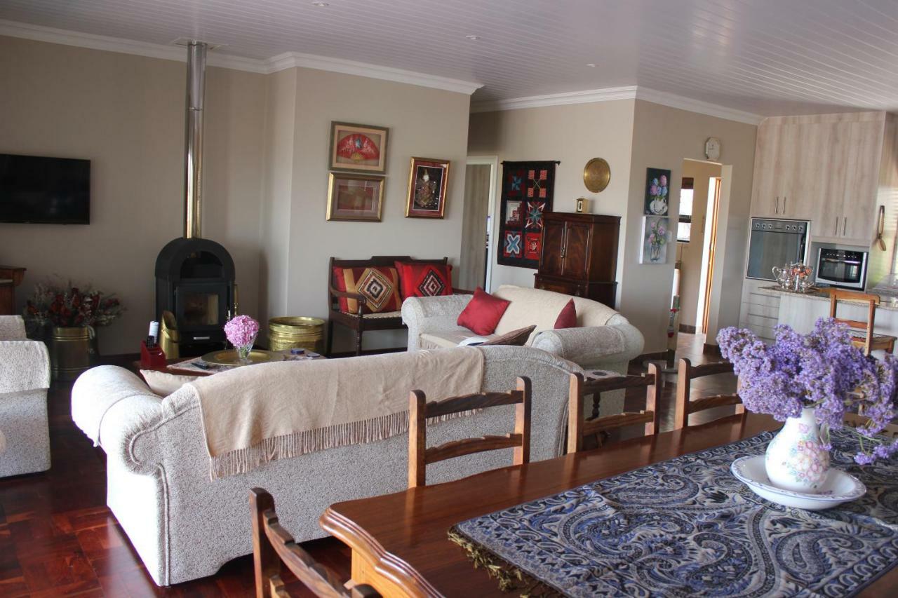 Traveller'S Rest, Reebok Bed & Breakfast Mossel Bay Ngoại thất bức ảnh